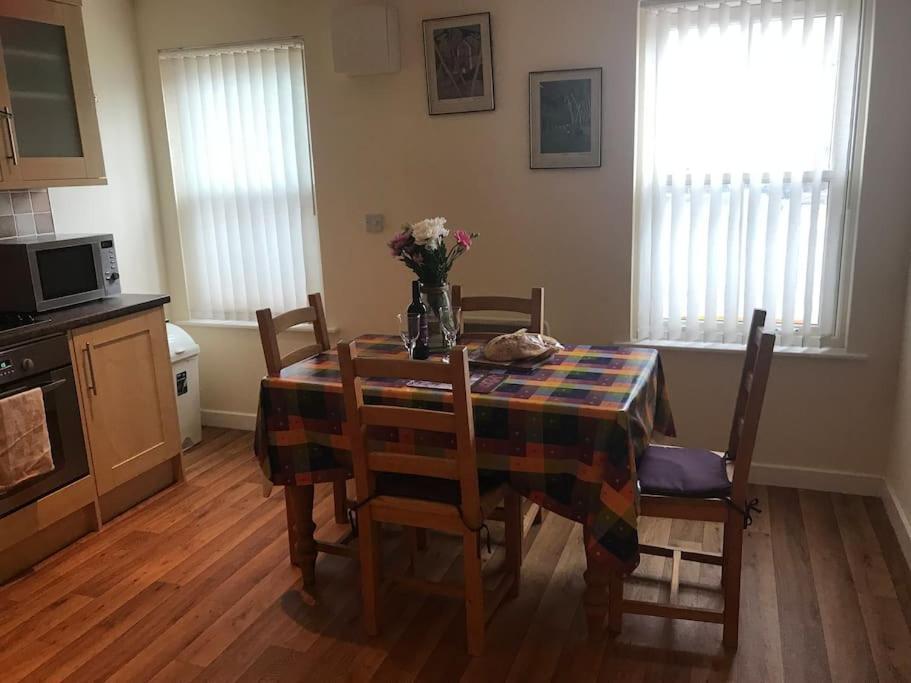 Great Offer 2 Bed Tenby Flat Free Parking Exterior foto