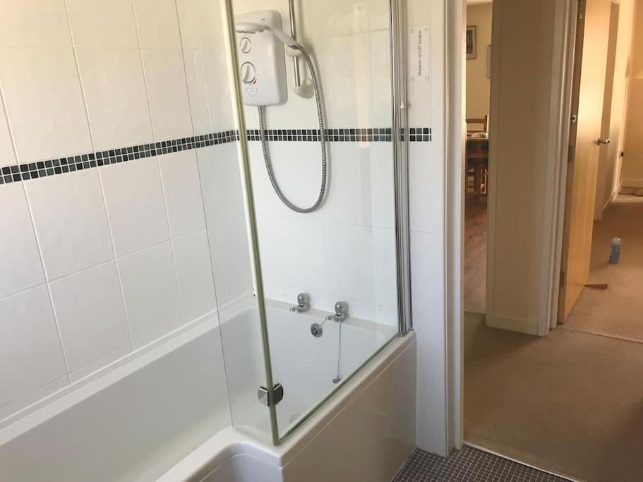 Great Offer 2 Bed Tenby Flat Free Parking Exterior foto